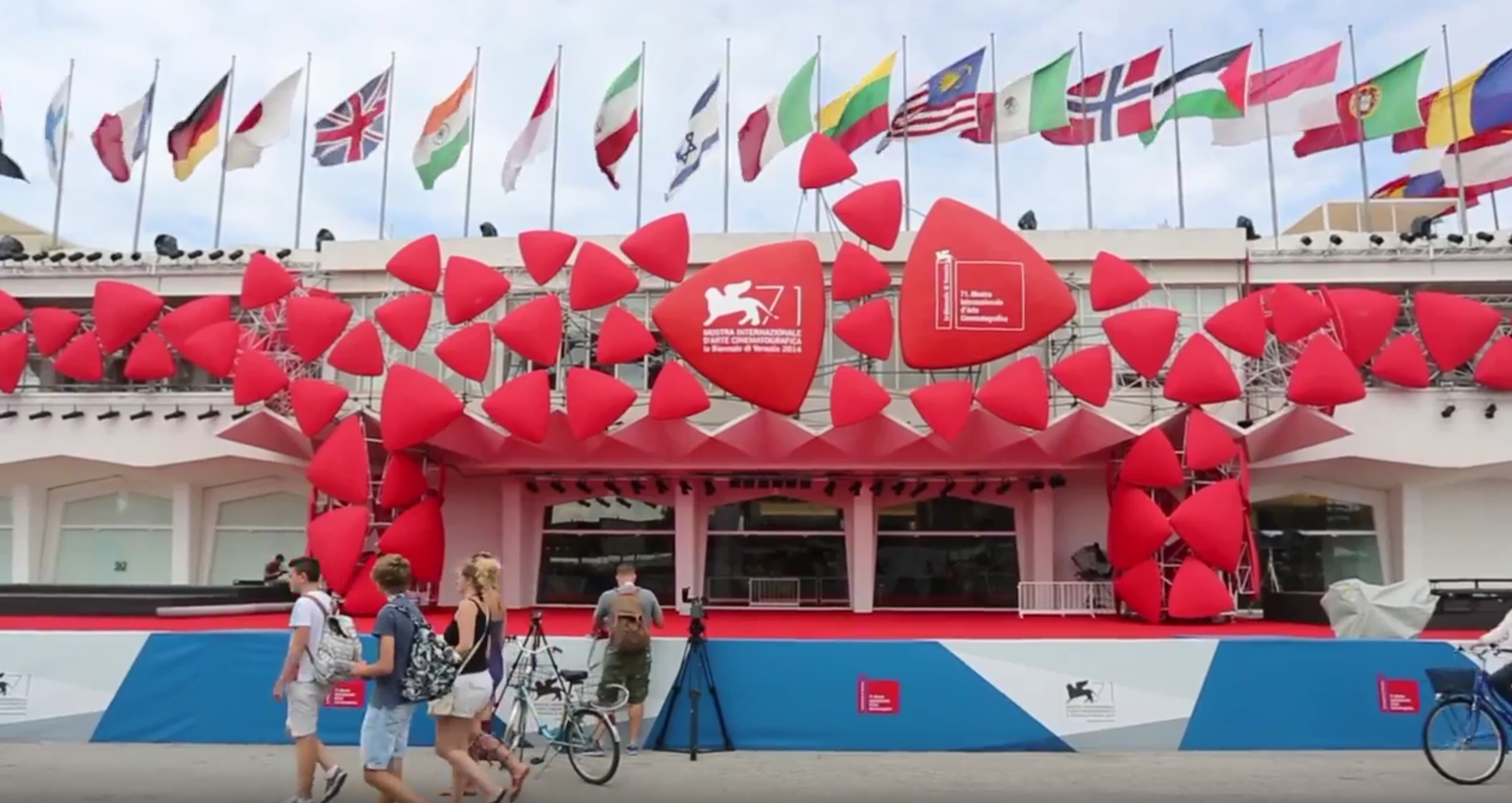 Bianca Balti Elnett lacca minisize limited edition